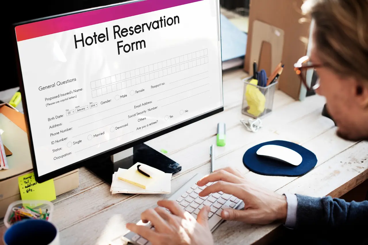 Local SEO - Hotel Reservation Form